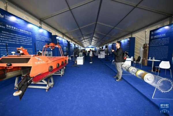 配操盘 海南三亚28件深海装备首次国内亮相 深海科技新格局